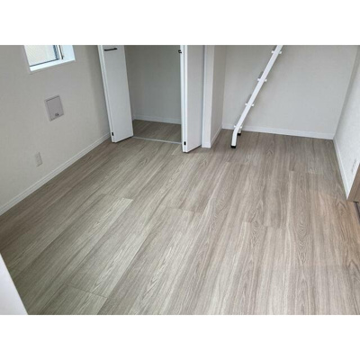 【居間・リビング】 | グランビル中野白鷺 | 5.0帖のきれいな洋室。