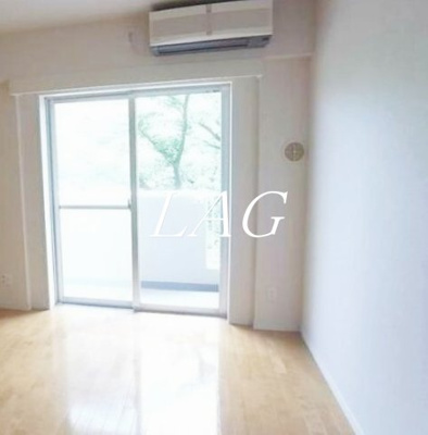 【居間・リビング】 | シンシア西大井 | 洋室のお部屋です。