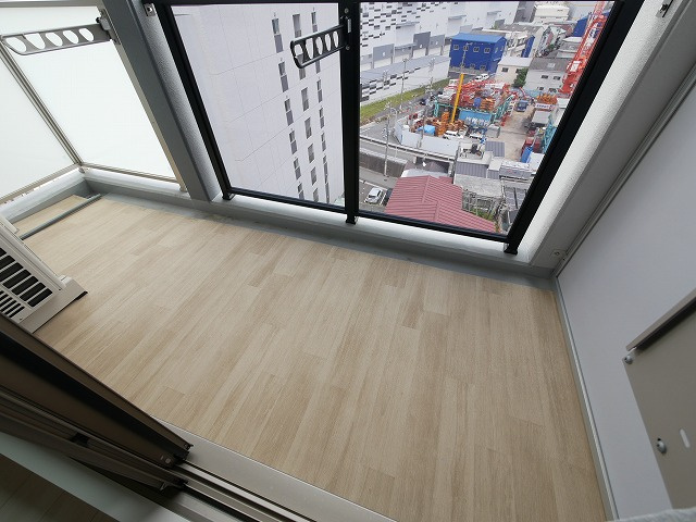 ＧＥＮＯＶＩＡ大阪大正のバルコニー