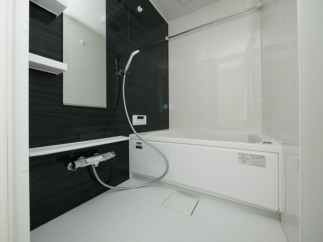 ＧＥＮＯＶＩＡ大阪大正の浴室