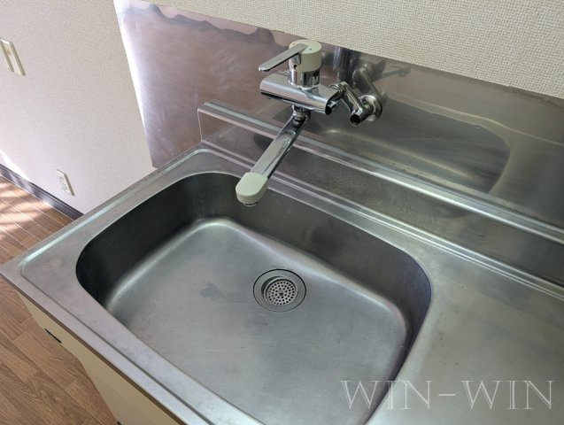 セントラルヒルズ Cのキッチン|イメージ（同施工会社同一モデルの写真です）
