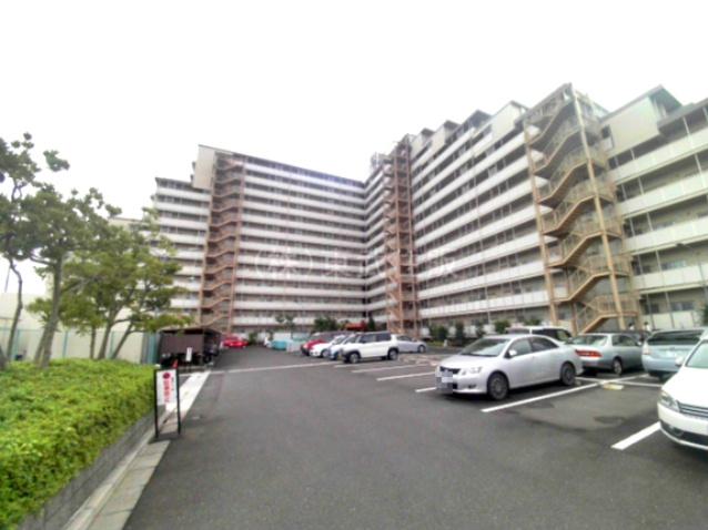 【駐車場】 | 富士見ニューライフ | 敷地内駐車場（空き状況要確認）