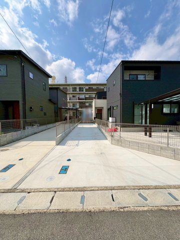 栗東市小柿10丁目　新築戸建ての外観