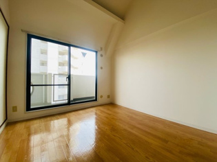 トレスフォンテ東園田の居間