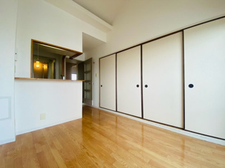 約9帖の明るいリビングです！