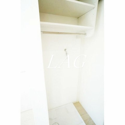 【設備】 | ＢＥＬＬＥ ＥＫＡＴＥＲＩＮＡ | 室内洗濯機置き場です