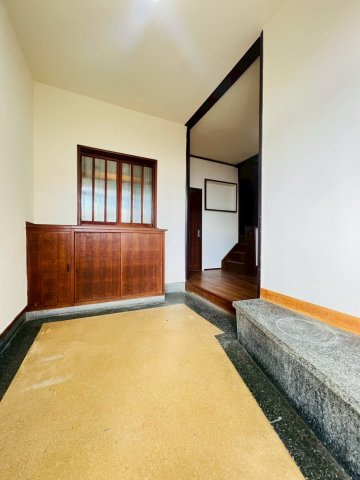 永楽町2丁目戸建の玄関