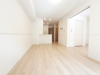 【内装】 | グロリアス丸野