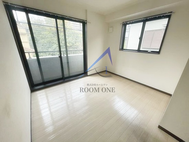 クレストコート西六郷