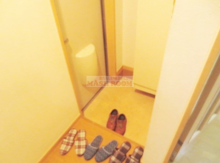 コンフォート高円寺の玄関