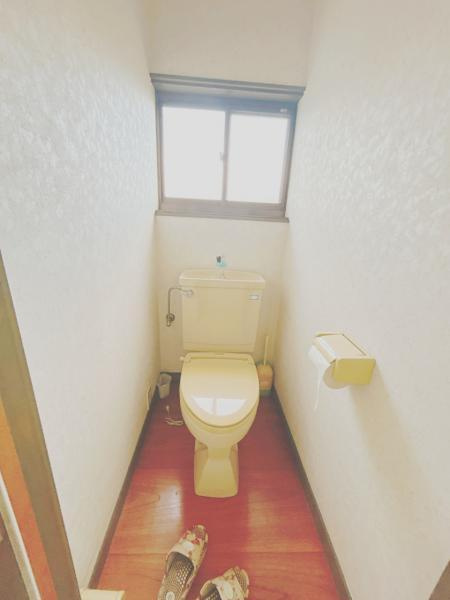 富士市入山瀬の中古一戸建|2階トイレ 