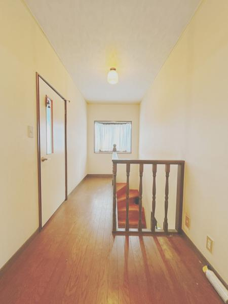 富士市入山瀬の中古一戸建|2階廊下 