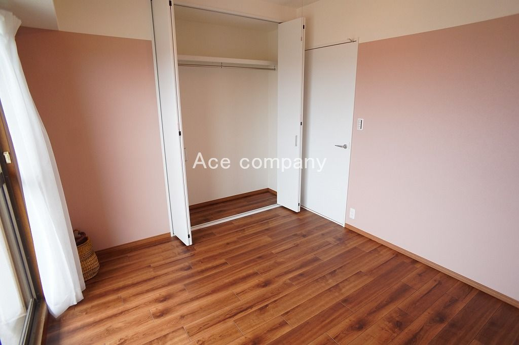 【寝室】の画像