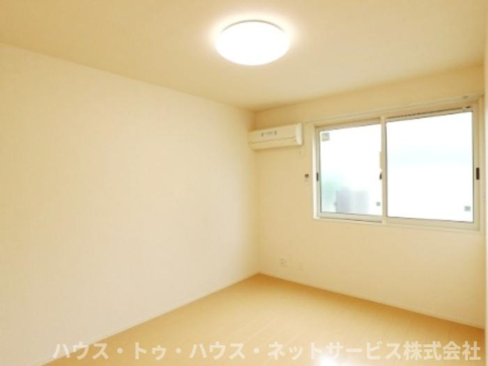 ボナール酒井根　Ⅰ号棟の洋室