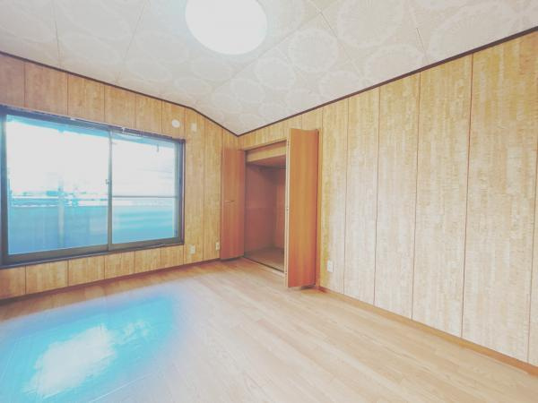 富士宮市山本の中古一戸建|2階6帖洋室 