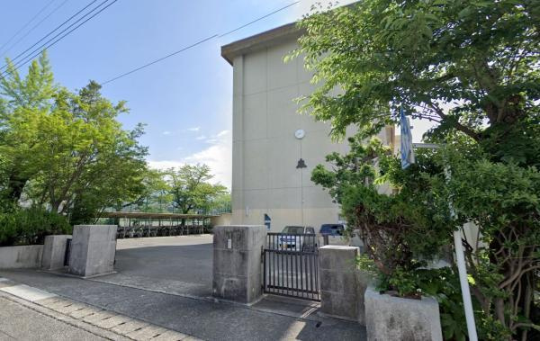 富士宮市山本の中古一戸建|【中学校】富士宮市立第一中学… 