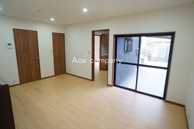 【居間・リビング】 | 八尾市刑部2丁目 | 【LDK：11帖】