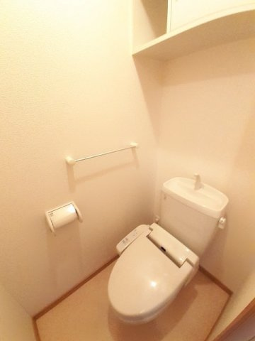 モーダフィオーレＡのトイレ|清潔感のあるトイレです