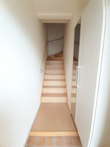 ＪａｄｅＨｏｕｓｅ　Ｂの玄関|落ち着いた玄関です