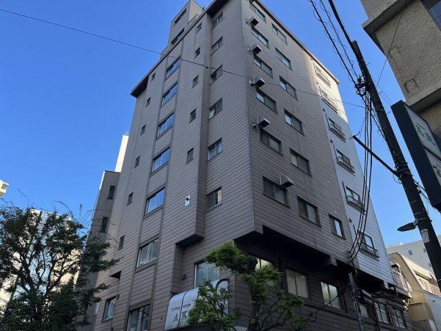 朋和ビルの外観