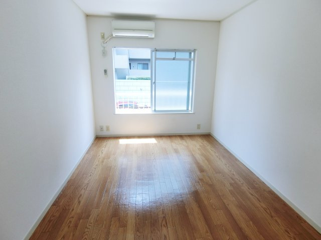 セントピアの洋室