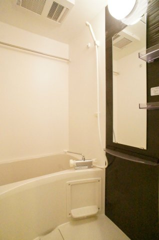 リブリ・ヴァンベール華山の浴室