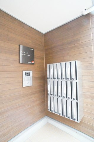 リブリ・ヴァンベール華山のエントランス