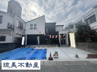 【外観】 | 南城市佐敷新開（限定1棟） | 1号棟　並列駐車4台可♪テラス付きお庭有り♪