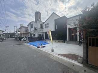 【外観】 | 南城市佐敷新開（限定1棟） | 1号棟　並列駐車4台可♪テラス付きのお庭有り♪