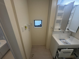 【ランドリースペース】 | 南城市佐敷新開（限定1棟） | 1号棟　洗濯機置き場♪