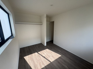 【洋室】 | 南城市佐敷新開（限定1棟） | 1号棟　洋室5.25帖＋CL付き♪