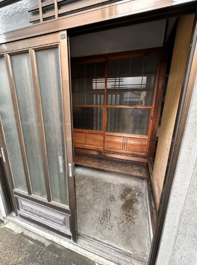 南千住７丁目戸建の玄関