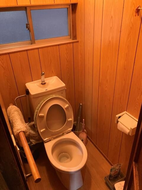 南千住７丁目戸建のトイレ