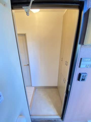 【玄関】