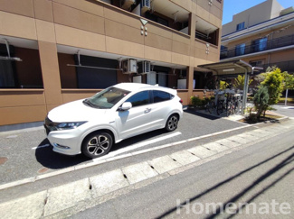 【駐車場】