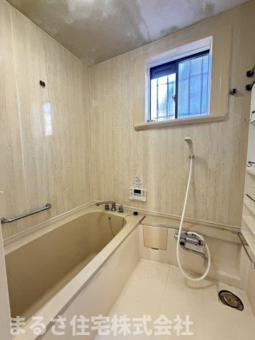 生目台西1丁目　中古戸建の浴室