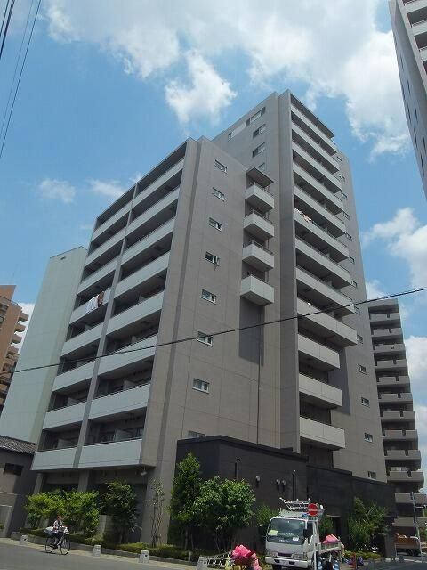 センテニアル王子神谷の外観