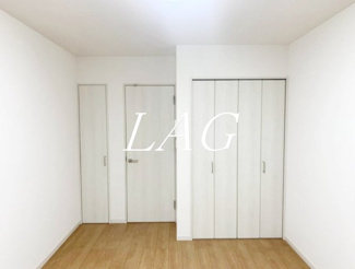 【居間・リビング】 | Ａｍｂｉｔｉｏｎ大和田Ｉ | 洋室のお部屋です。