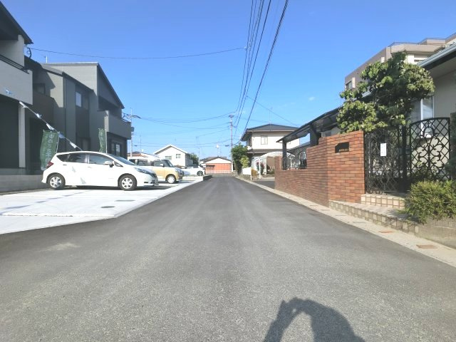 佐賀市大財6丁目1期1号棟の前面道路含む現地写真|前面道路含む現地写真です