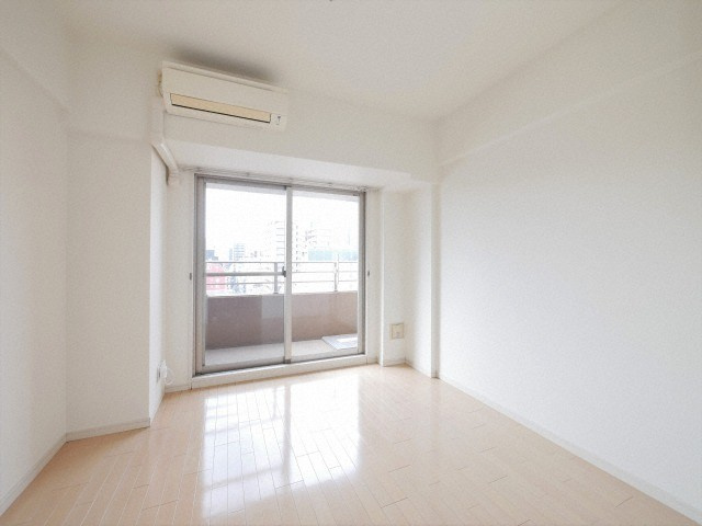 セイワパレス長堀南の居間・リビング