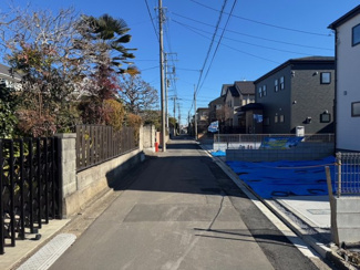 【前面道路含む現地写真】