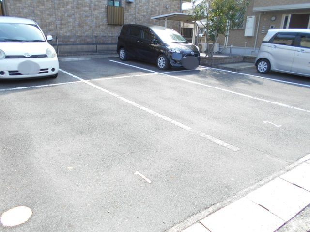 アムール天神の駐車場