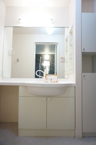 アムール天神の洗面所|ワイド洗面