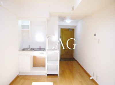 【居間・リビング】 | 東長崎センチュリー２１ | 洋室のお部屋です。