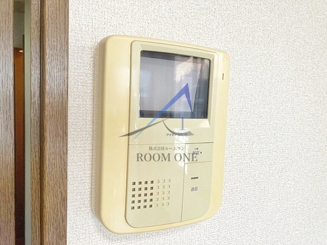 早稲田桜並木AVEのセキュリティ|モニター付きインターホンです。