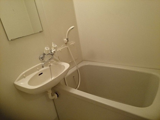 【浴室】 | サンライズ岩瀬