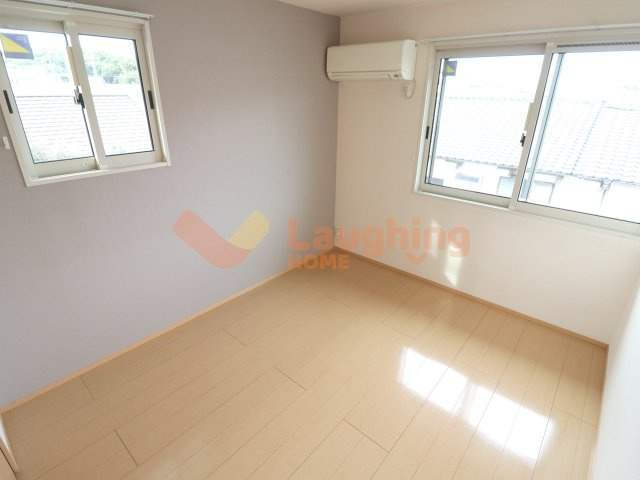 SekutoB棟の洋室|明るい洋室です