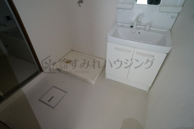 エスペランサ宝塚弐番館の洗面所|参考、同建物・同間取りの号室