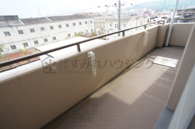 エスペランサ宝塚弐番館のバルコニー|参考、同建物・同間取りの号室