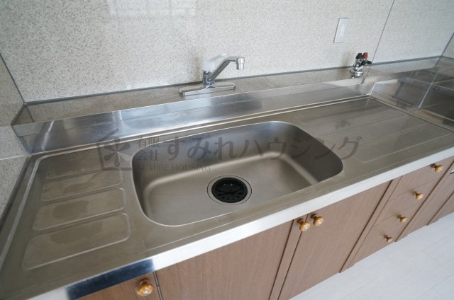 エスペランサ宝塚弐番館のキッチン|参考、同建物・同間取りの号室